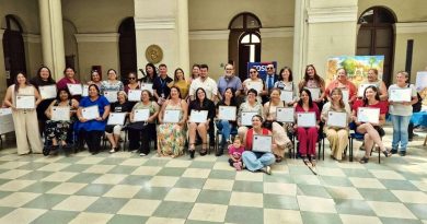 DIEZ RINCONADINAS RECIBIERON CERTIFICACIÓN DEL PROGRAMA EMPRENDAMOS DE FOSIS