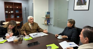 ALCALDE JUAN GALDAMES CARMONA SOSTIENE REUNIÓN CON SEREMI DE OBRAS PÚBLICAS DE VALPARAÍSO