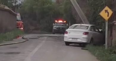CHOQUE DE VEHÍCULO CONTRA POSTE EN SECTOR LOS VILLARES PROVOCA CORTE DE ENERGÍA EN DIVERSOS PUNTOS DE RINCONADA
